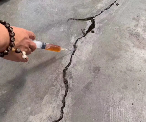 杭锦后混凝土裂缝修补技术详解​